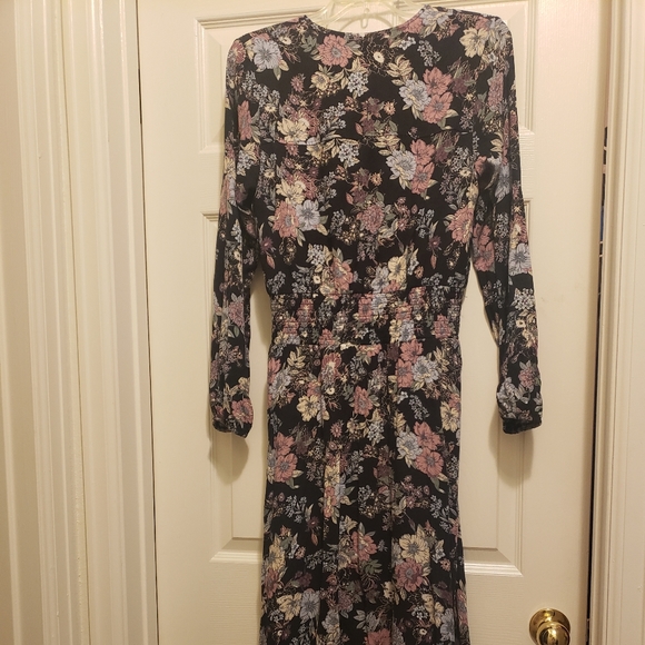 Boho Hi low floral smocked waist dress - Picture 5 of 5